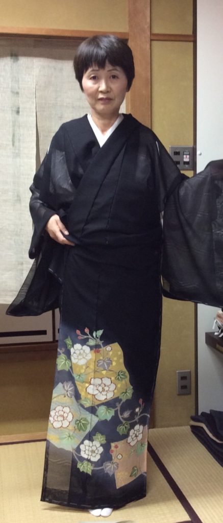 絽の留袖　全身